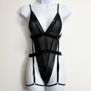 NEW Mapale Lingerie Womens M / L Black Sheer Garter Faux Leather One Piece NWOT